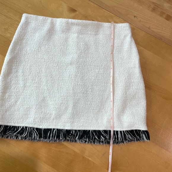 Zara Cream Knit Boucle Mini Skirt Size Small - Picture 6 of 9